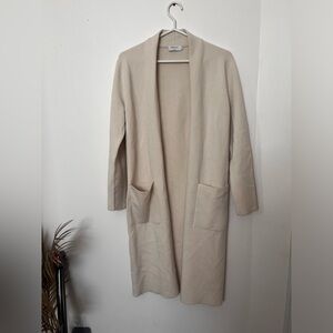 Aritzia babaton cardigan